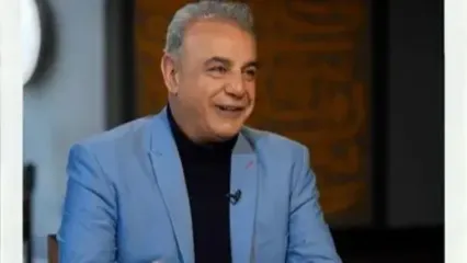 من اینجا بس دلم تنگ ست و هر سازی که می بینم بدآهنگ ست / شعرخوانی دلسوز رشید کاکاوند