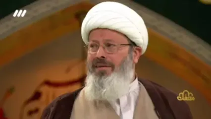 روحانی جنجالی برنامه محفل صداوسیما تصنیف «از خون جوانان وطن»‌ را خواند