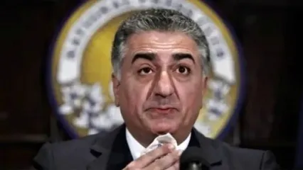 سناتور ضد ایرانی امریکا رضا پهلوی را ضایع کرد / از او حمایت می کنید : نه !