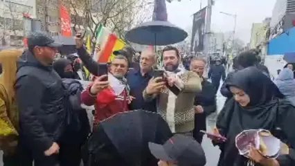 حضور متفاوت پزشکیان در راهپیمایی امروز تهران