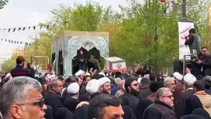 تشییع پیکر حجت الاسلام خطیب وزیر اطلاعات در قم