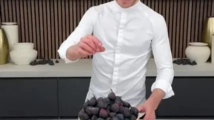 مراحل شگفت انگیز ساخت یک درخت انجیر با شکلات!