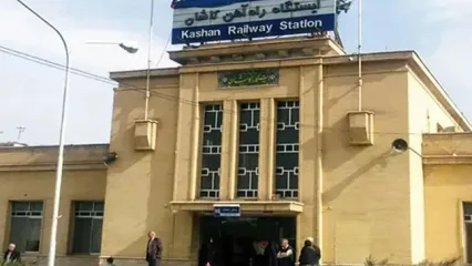 ایستگاه راه‌آهن کاشان مورد حمله قرار گرفت
