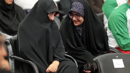 اشک‌های مجری مشهور و آرمیتا رضایی‌نژاد در تلویزیون