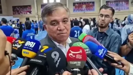 تاجرنیا:هزینه‌ها باید کم شود