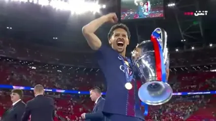 ویدیو: جشن قهرمانی پاری سن ژرمن در لیگ قهرمانان اروپا
