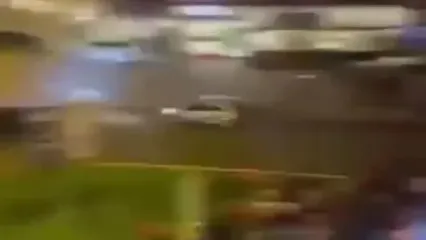 زیر گرفتن وحشتناک تماشاگران فوتبال در ترکیه با ۵ مصدوم/ راننده گریخت