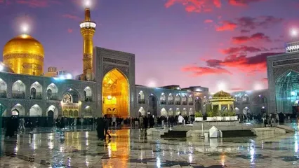تصویر زیبا از حال و هوای زائران حرم رضوی