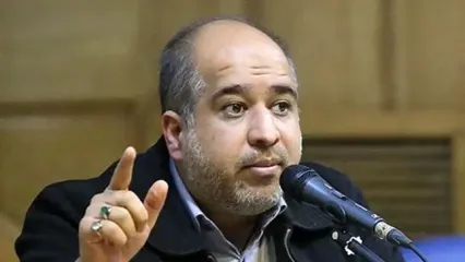 خضریان: باز کردن تنگه هرمز آغاز اتفاقات بدِ بعدی می‌شود