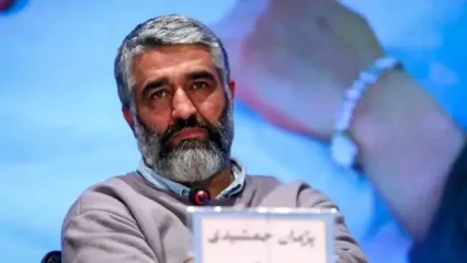 واکنش تند خواهر پژمان به خبر حکم شلاق برادرش