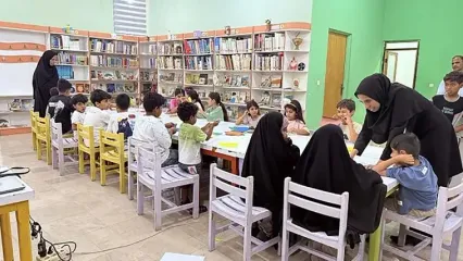 آموزش رایگان در کانون زبان ایران برای کودکان آسیب‌دیده میناب / همراهی مربیان کانون پرورش فکری با کودکان جنگ‌زده در هتل‌ها و مراکز اسکان