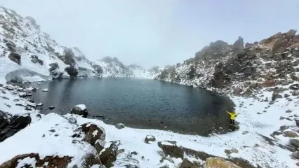 این نقطه از کشور در تابستان سفیدپوش شد
