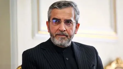 لحظات بمباران بیت رهبری به روایت علی باقری / ۳۰ متر با رهبر معظم انقلاب فاصله داشتم