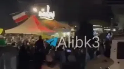 تصاویری از شادی لبنانی ها بعد از انتقام ایران