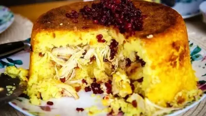 طرز تهیه ته چین مرغ زعفرانی در ماهیتابه
