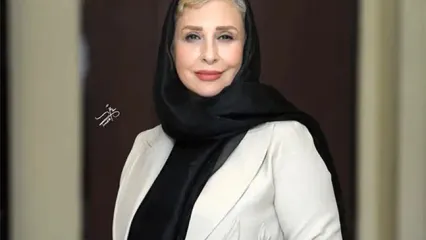 استایل شیک مرجانه گلچین در اکران بی‌عاطفه