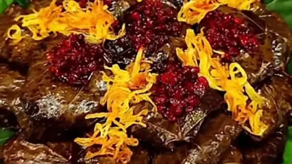دقیق ترین دستور دلمه برگ با یه سس ملس و خوشمزه