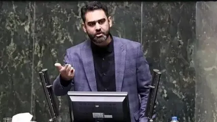 دیشب حکم استیضاح عراقچی در کف خیابان صادر شد