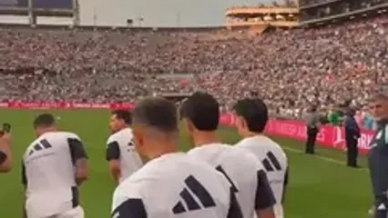 ویدئو: تشویق تماشایی آرژانتینی‌ها در بدو ورود به زمین