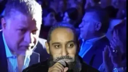 فیلم آواز باشکوه / روزبه نعمت الهی آهنگ خاصش را تقدیم علی دایی کرد/ تا من زنده ام دنیا بداند ، خلیج فارس خلیج فارس ماند/ که تا ما زنده ایم تا زندگی هست ، همانا فارس پسوند خلیج است