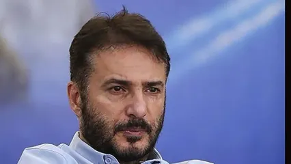 تذکر رهبر شهید به سیدجواد هاشمی : هر فیلمی را بازی نکن / آقای بازیگر چرا توصیه رهبر را انجام ندادی / نه از اون برهنگی ات در استخر نه از هودی پوشیدن و رپ خواندنت
