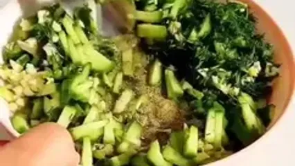طرز تهیه جایگزین سالم و خوشمزه و فوری خیارشور