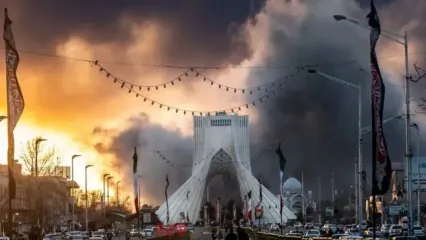 فیلم بازسازی صحنه سیل و فوران کوه دماوند و نابودی تهران از شمال تا میدان آزادی / برج میلاد ویران می شود