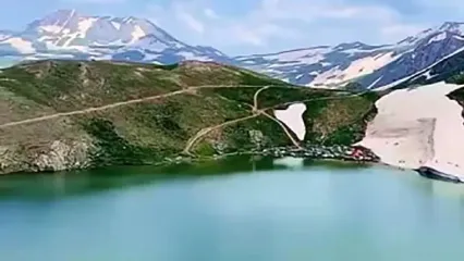 جاذبه های گردشگری کردستان ، دریاچه مام شیخ