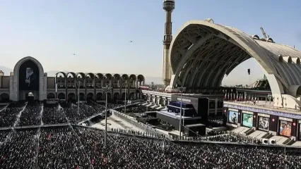 تصاویر هوایی از حضور تاریخی مردم در مصلی تهران
