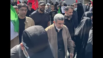 اولین حضور محمود احمدی نژاد بعد از جنگ رمضان و عکس