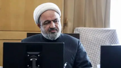 حرف‌های اعتراضی رسایی در حاشیه مراسم تشییع