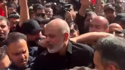 شعار مردم هنگام خروج سردار وحیدی از مصلی