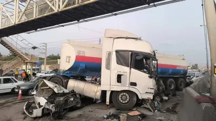 تصادف مرگبار تریلی با پژو و پراید در جاده خاوران