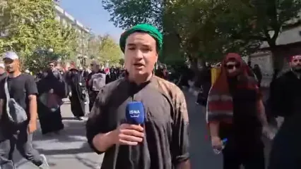 مصاحبه با جوان همدانی شرکت کننده در مراسم وداع و تشییع امام شهید