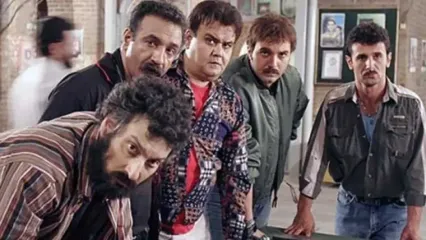 شاهکار به یادماندنی از اکبر عبدی در فیلم اخراجی ها