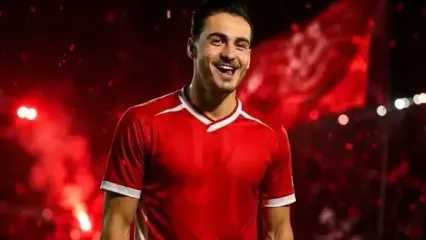 کسری طاهری در میان بازیکنان پرسپولیس دیده شد