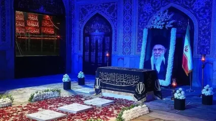 شبیه‌سازی مزار رهبر انقلاب در میدان آزادی تهران