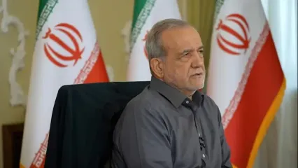 روایت پزشکیان از انحلال بانک آینده