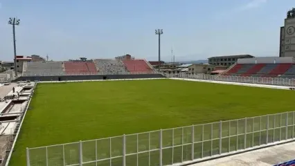 تماشاگران فوتبال ساکنان این خانه را عاصی کردند