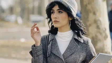 هادی حجازی‌فر از ابراز عشق به این دختر خجالت می‌کشد!