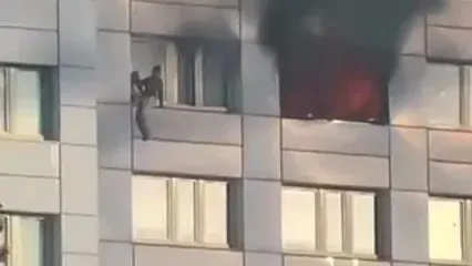 نجات معجزه آسای یک زن آلمانی از آتش سوزی