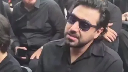 اشک‌های احسان خواجه‌امیری در مراسم بدرقه پدرش