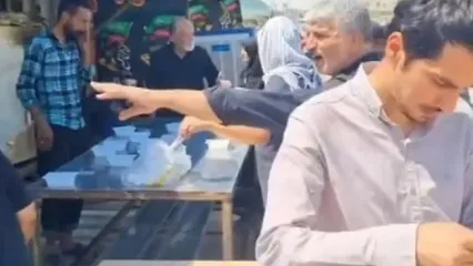 نذری دلچسب یزدی‌ها در مسیر کربلا