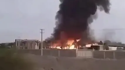 اولین تصاویر از حریق گسترده کارخانه ایران‌کولا