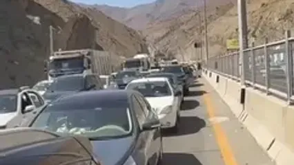 گیر افتادن نماینده رامسر در ترافیک جاده شمال