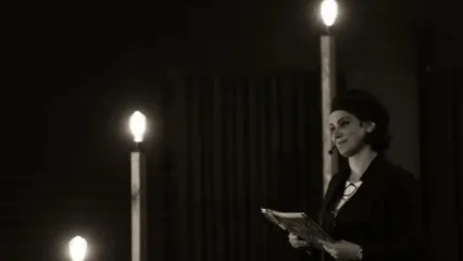 غزل شاکری آهنگ معروف محمد نوری را خواند