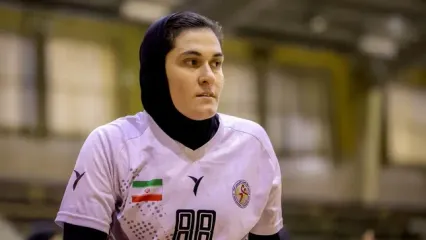 انگلیسی بازیکن تیم ملی والیبال وسط مصاحبه تمام شد!