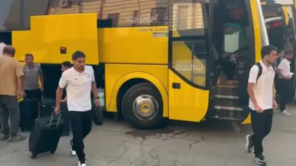 ورود آبی‌پوشان استقلال و مس به ورزشگاه شهر قدس