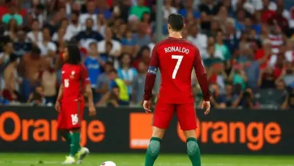 کریس رونالدو مچ گرت بیل را خواباند؛ خاطره صعود پرتغال به فینال یورو ۲۰۱۶