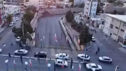 در لرستان یک رودخانه را آسفالت کردند!